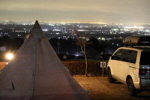 ばっちり夜景が見える段々サイト☆尾高高原キャンプ場